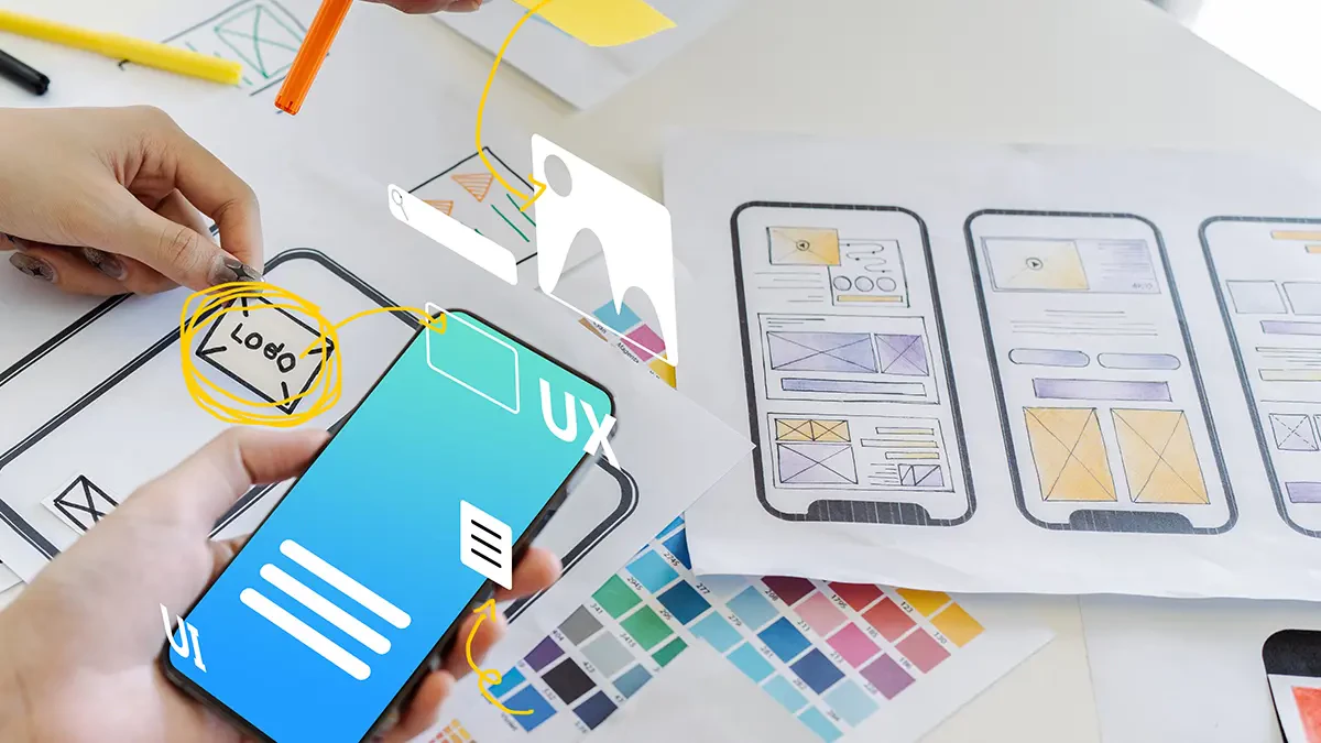 ランディングページの構成要素を検討している写真