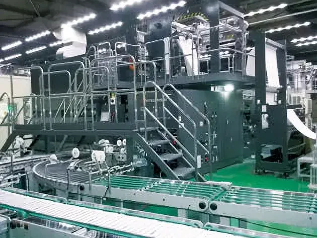 三菱B縦半裁両面4色輪転印刷機の画像