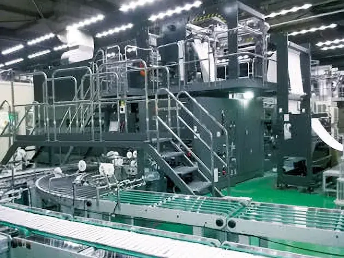 三菱Ｂ縦半裁両面４色輪転印刷機の画像