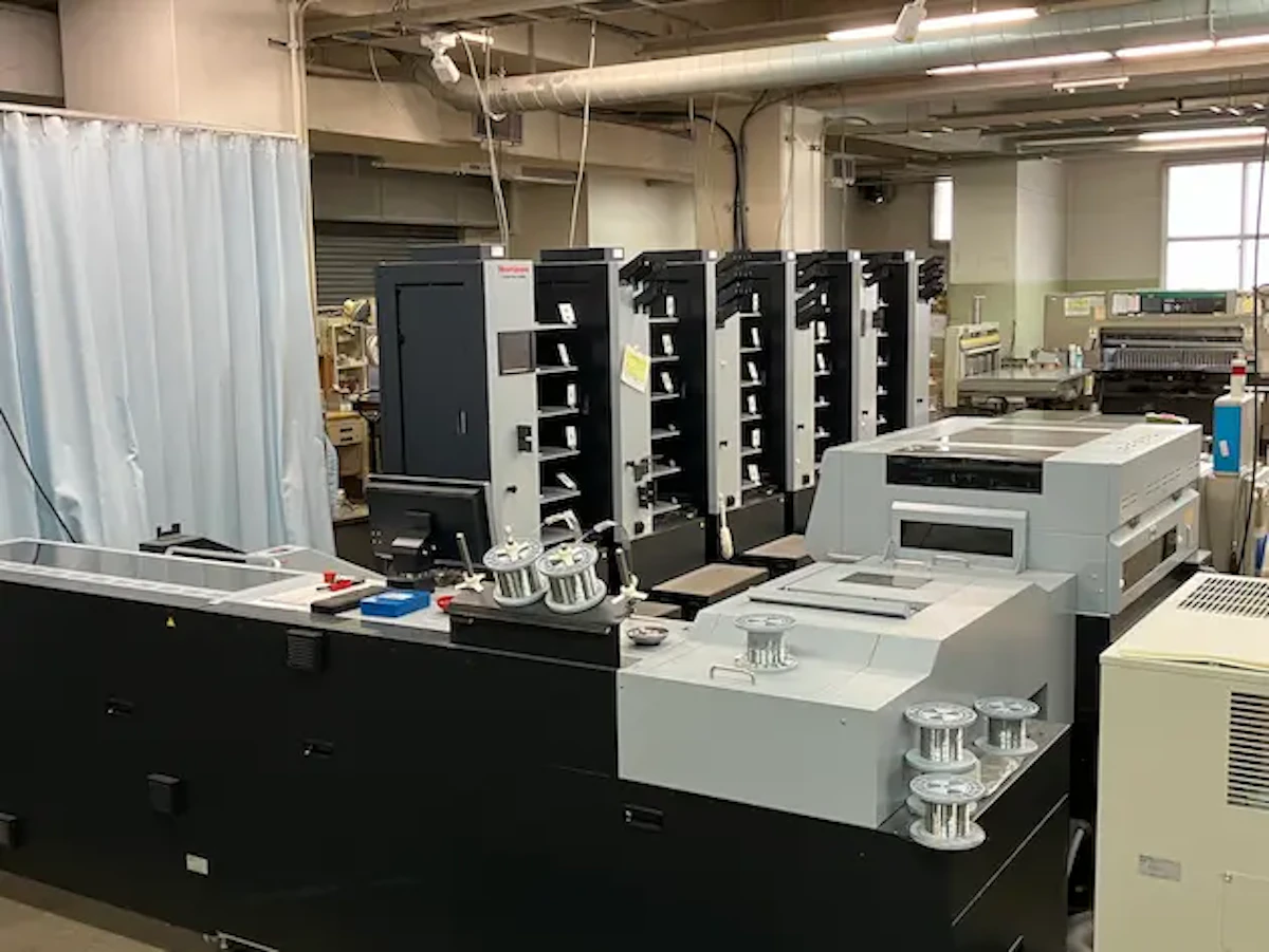 Horizonペラ丁合鞍掛け中綴じ製本システムの画像