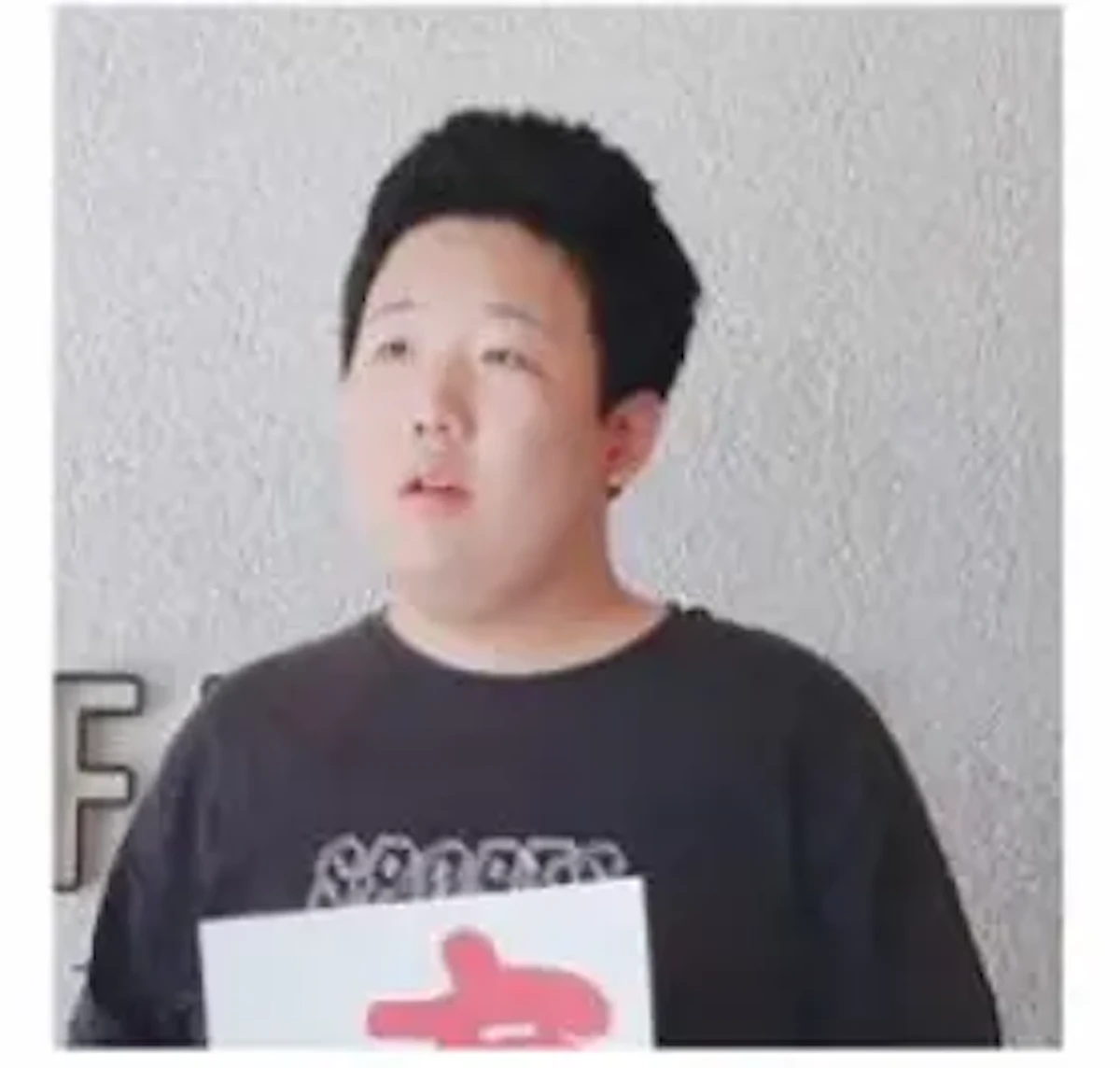 アール・ブリュット作家の伊山英吾さんのプロフィール写真